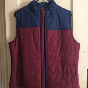 United by Blue Bison Puffer Vest Medium